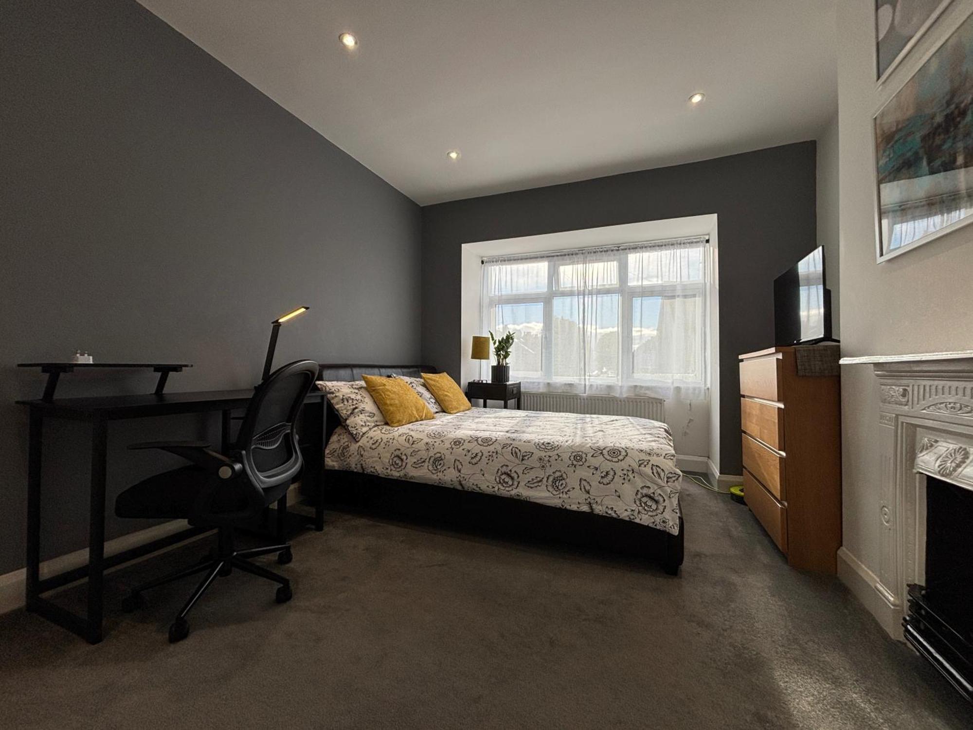 Hotel Entire House Floor Perfect For Couples & Freelancers - Available For Single Too London Exterior foto